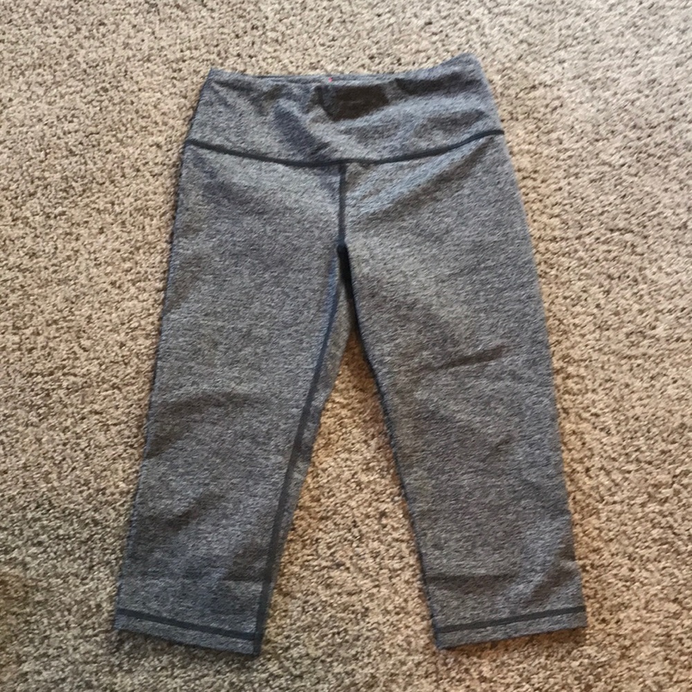 Victoria Secret VSX sport Capri legging